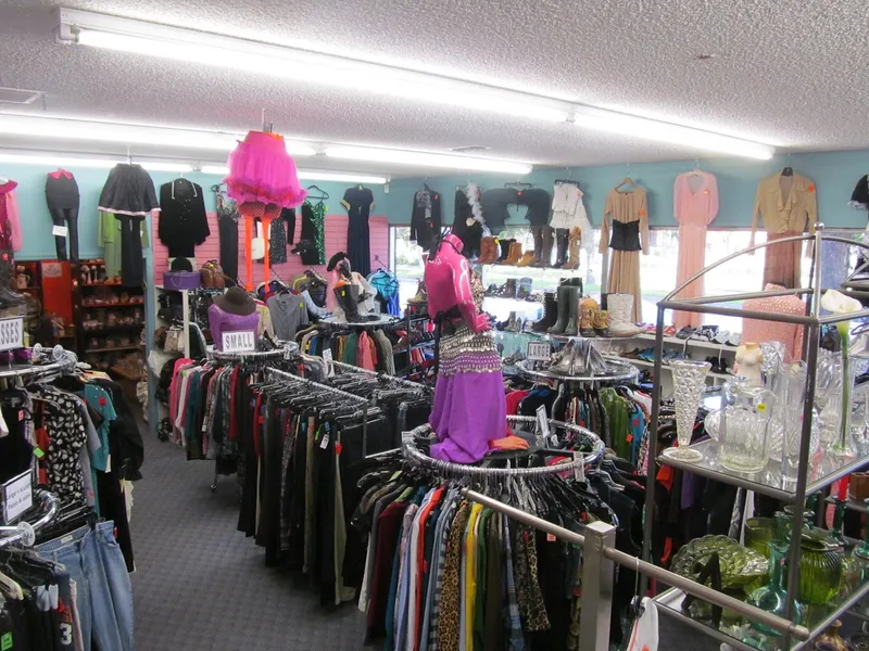 consignment shops Upscale Thrift