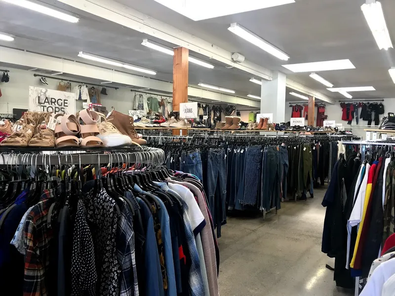 consignment shops FreeStyle Clothing Exchange