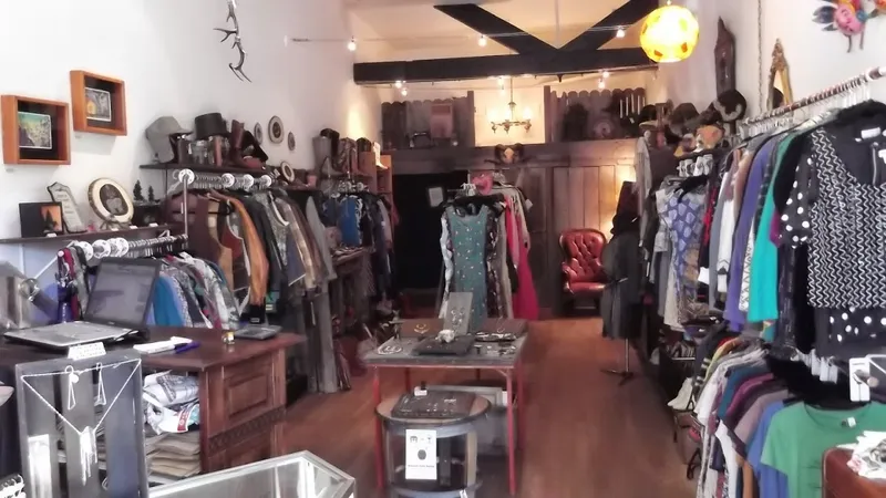 consignment shops Resurrect