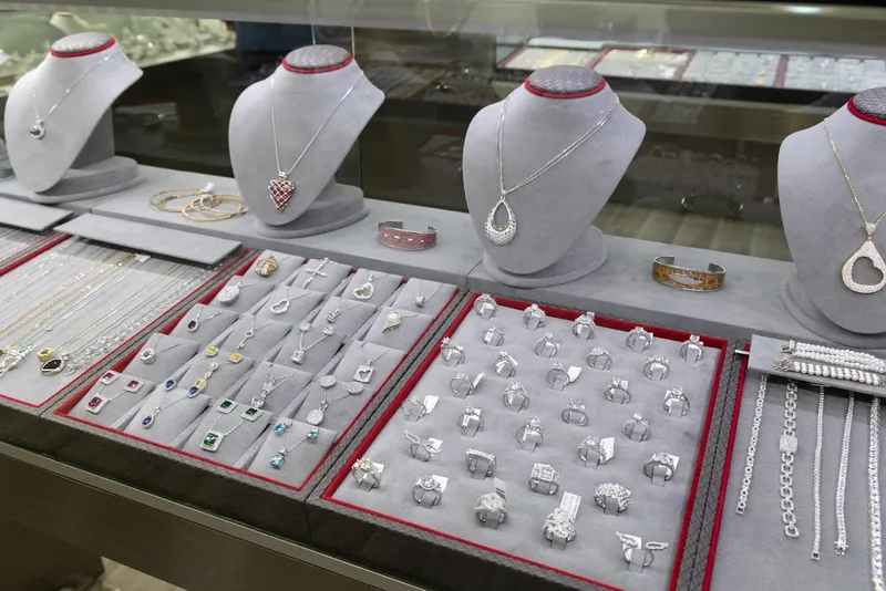 jewelry stores Fast-Fix Jewelry & Watch Repairs