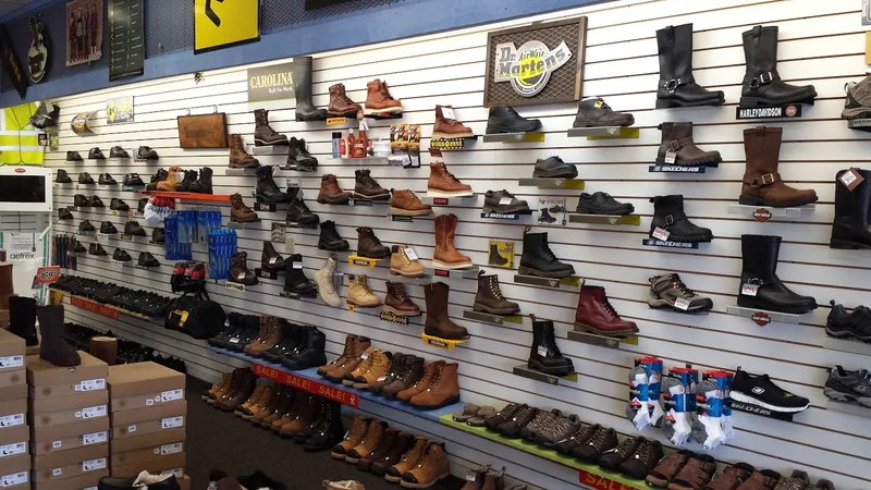 mens shoe stores Boot World