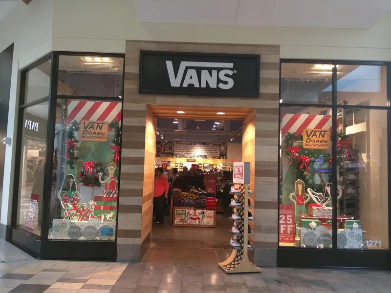 mens shoe stores Vans