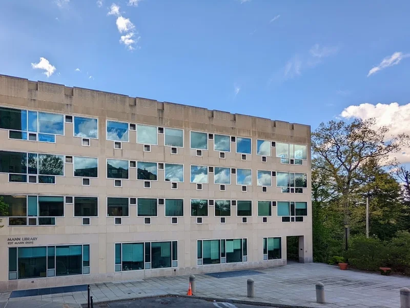 Top 10 libraries in Ithaca