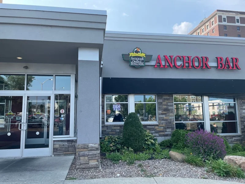 Top 10 chicken roll in Niagara Falls