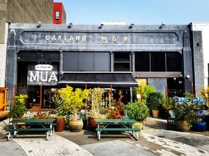 Tuna restaurants in Oakland