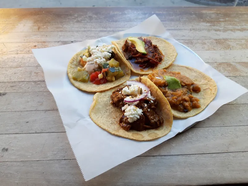 Tacos restaurants Guisados