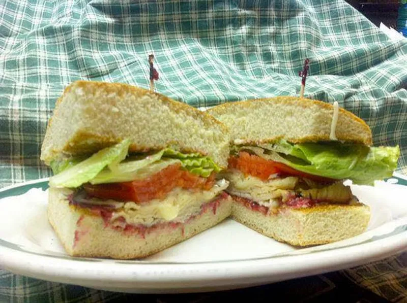 Sandwiches restaurants Cahuenga General Store