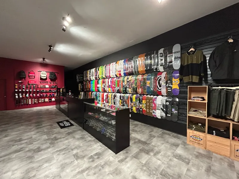 skate shops Pros & Cons Skateshop