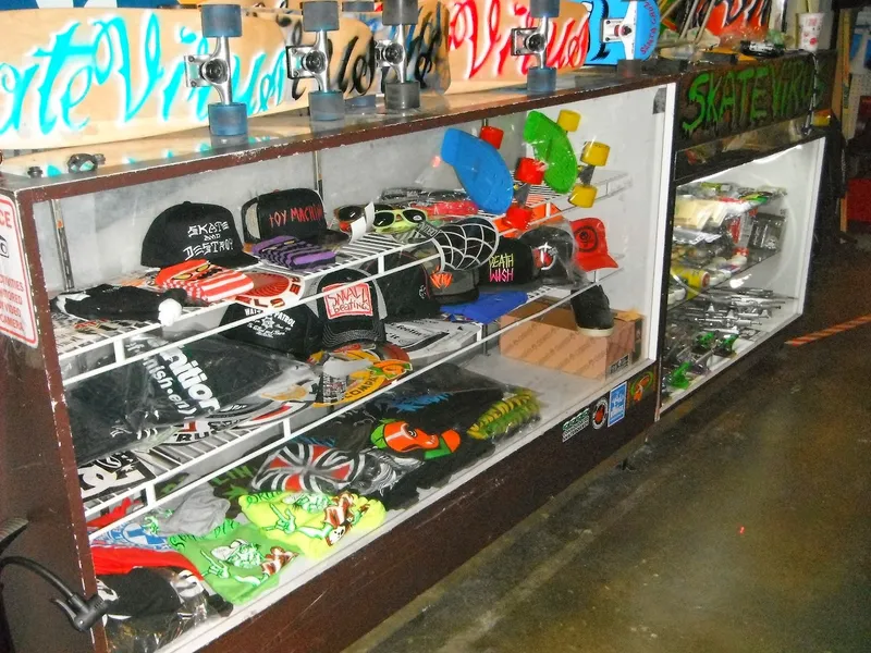 skate shops Skatevirus Skateshop