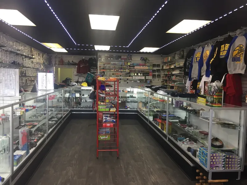 skate shops Shark City Smoke And Skate Shop