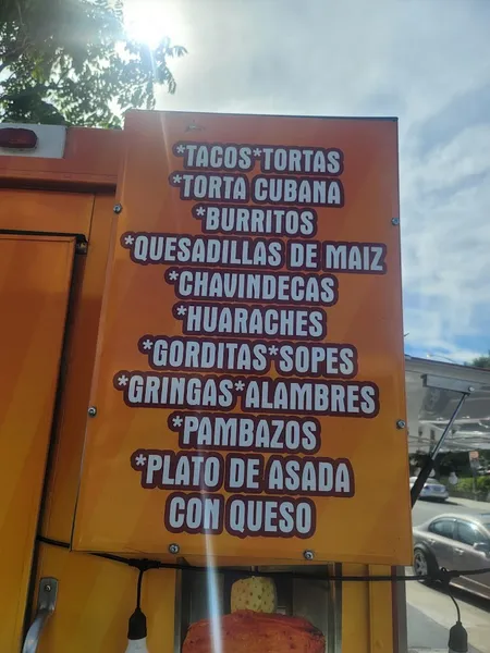 La Chilanguita Food Truck