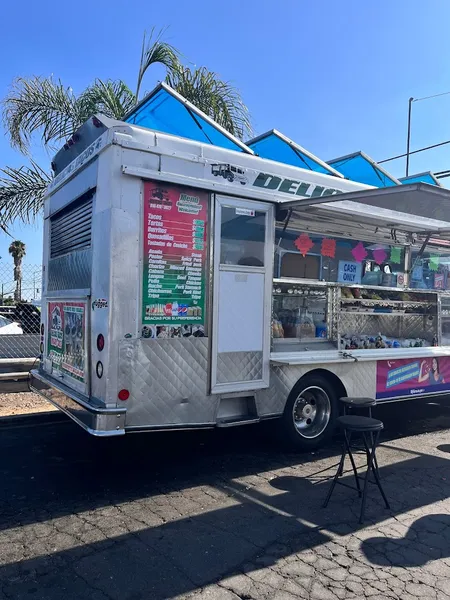 food trucks Delicias Taco Truck