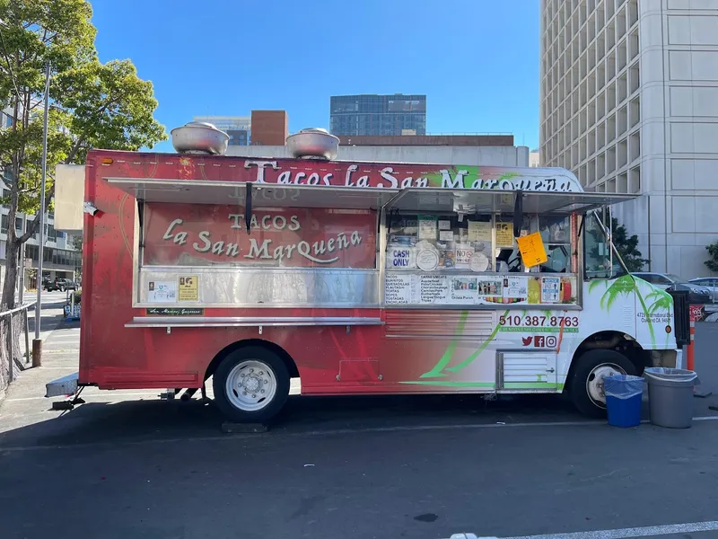 food trucks Tacos La San Marqueña (Taco Truck)