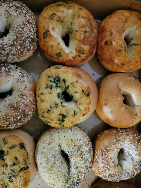 Bagels Main Street Bagel