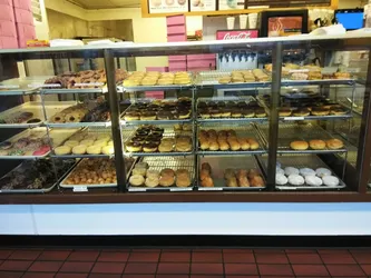 Top 34 donuts shop in Fresno