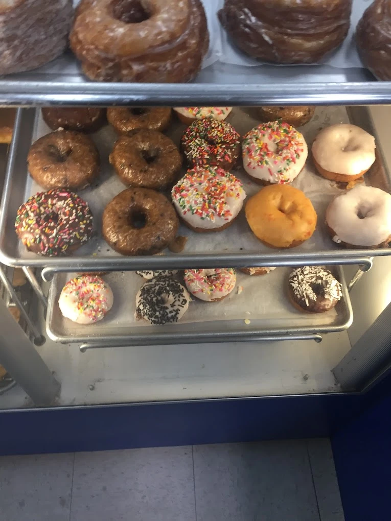 Best of 33 donuts shop in Long Beach