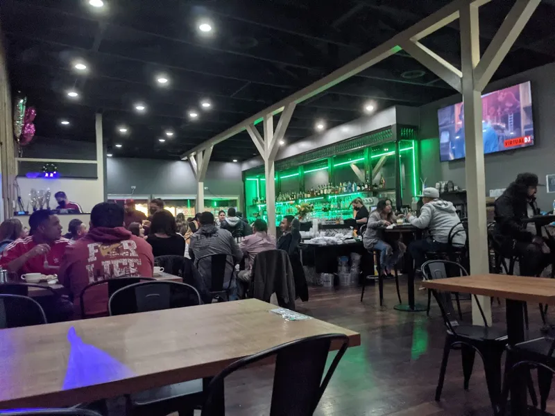 El Porteño II Restaurant & Bar