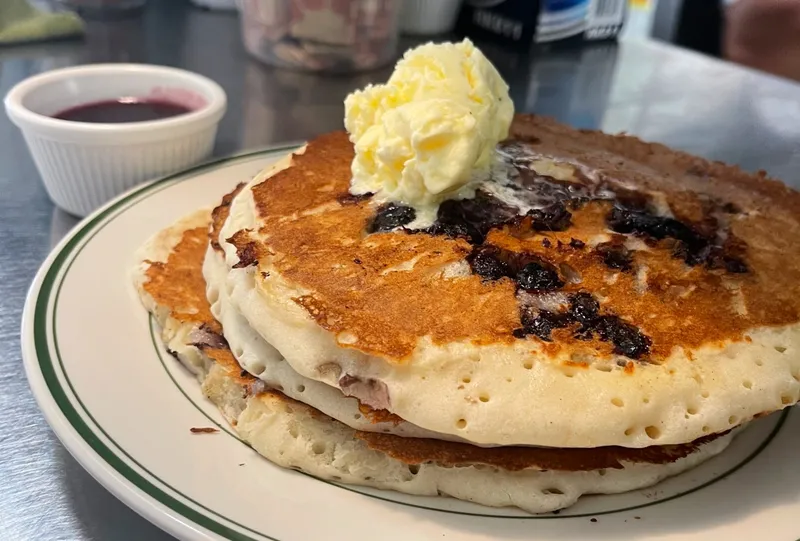 Pancakes Lynn & Lu's Escapade Cafe