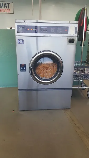 Mammoth Laundromat