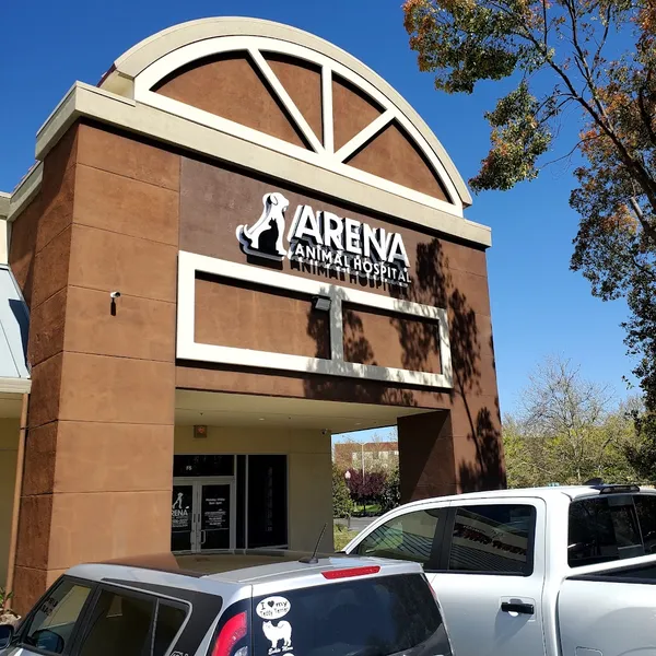 veterinarians Arena Animal Hospital