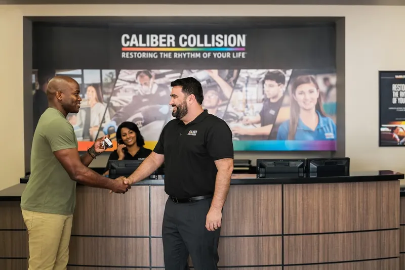 auto body shops Caliber Collision