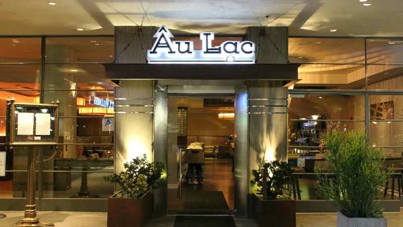 organic restaurant Âu Lạc LA