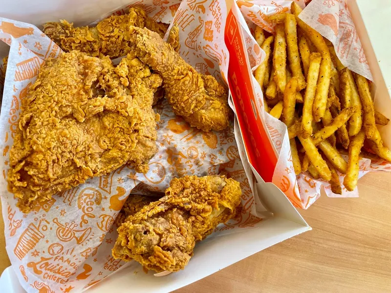 chicken roll Popeyes Louisiana Kitchen in Reseda