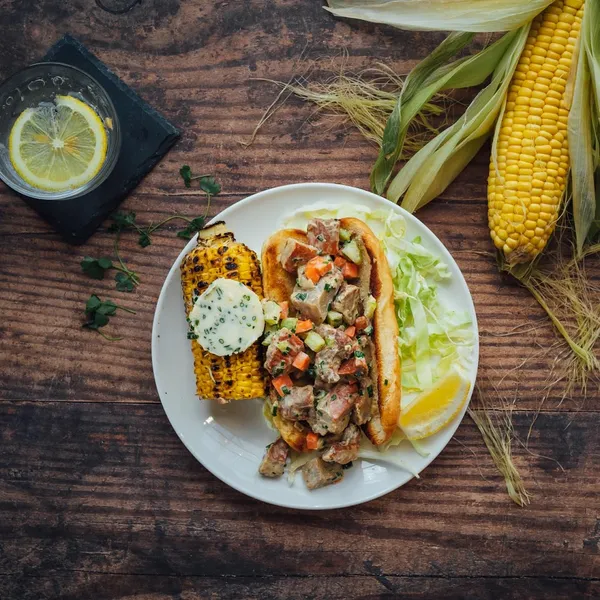 organic restaurant Planted Table: Plant Based Meals Delivered