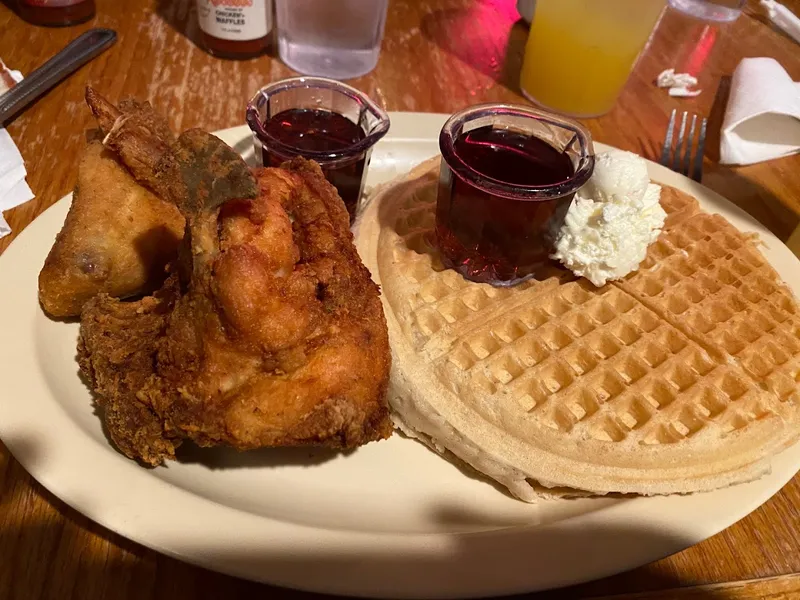 roasted chicken Roscoe's Chicken & Waffles - Hollywood