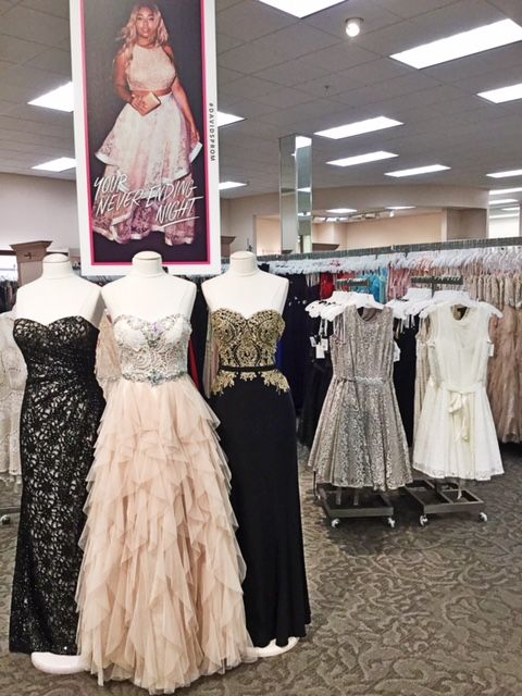 Top 21 dress stores in San Diego