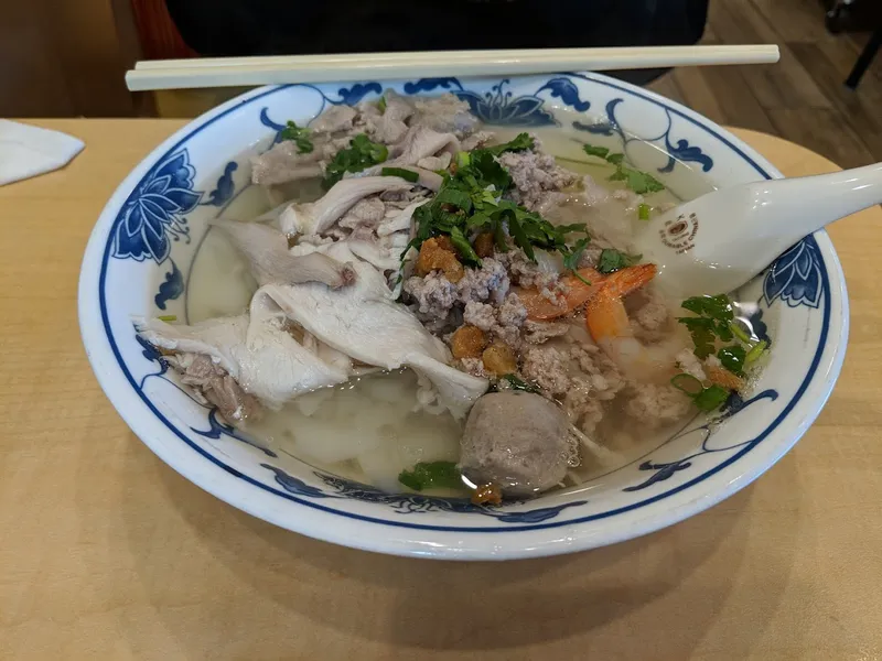 Soups New Tung Kee Noodle