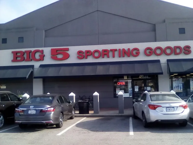 sports wear Big 5