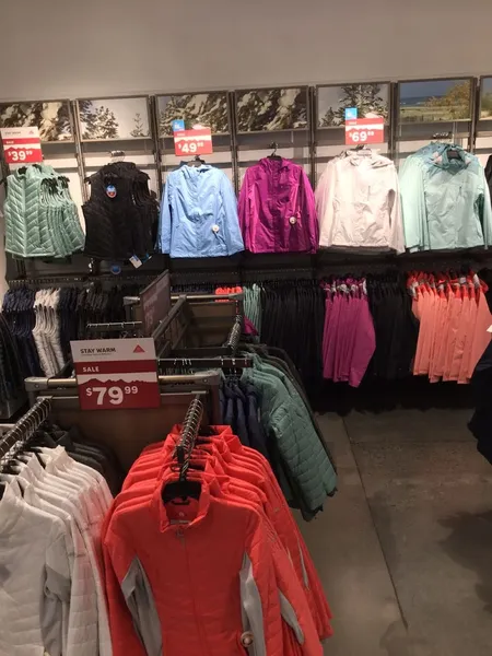 sports wear Columbia Factory Store