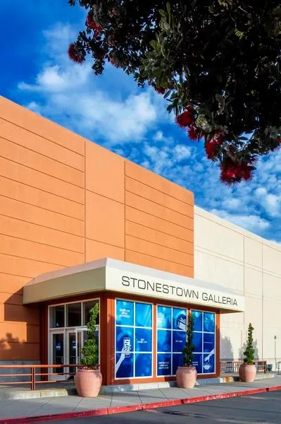 shopping malls Stonestown Galleria