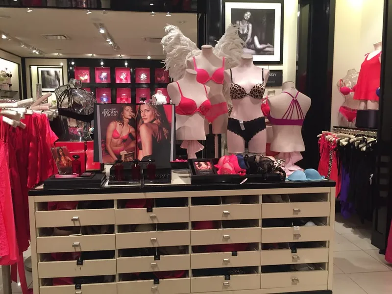 lingerie shops Victoria's Secret & PINK by Victoria's Secret