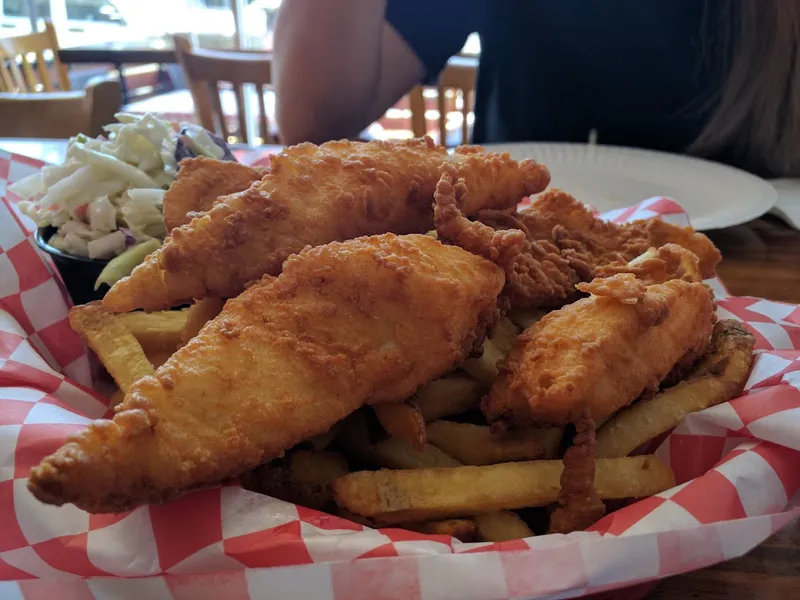 fish and chips Pete’s Seafood and Sandwich