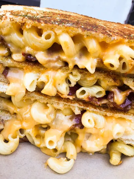 Mac and Cheese The Melt