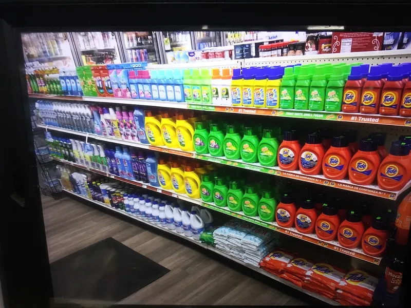 grocery stores Biky's Market in Boyle Heights