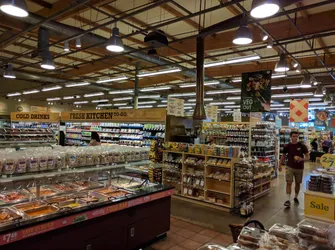 Best of 16 grocery stores in Woodland Hills Los Angeles