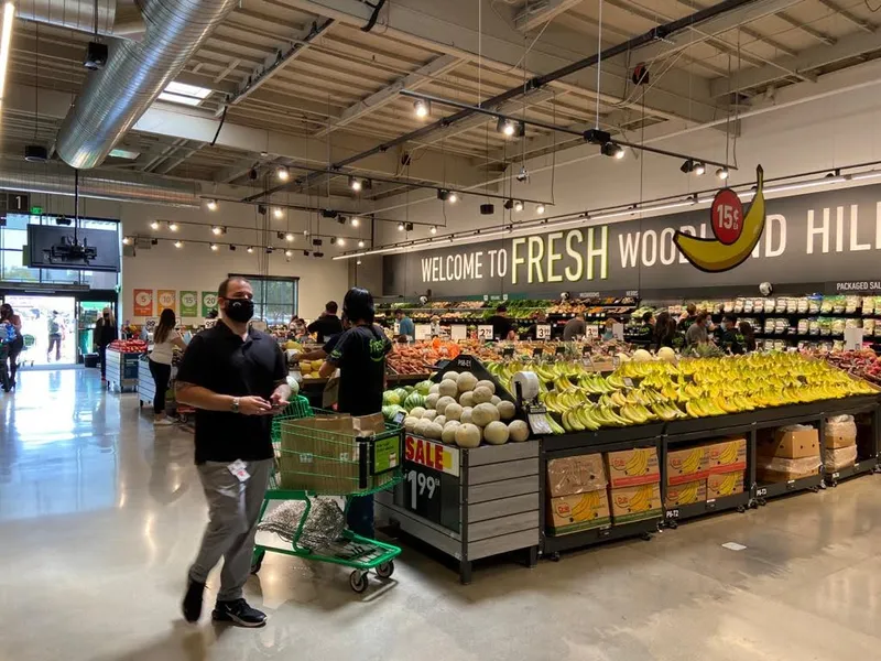 grocery stores Amazon Fresh in Woodland Hills