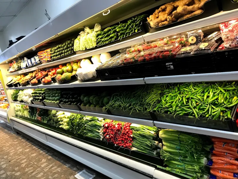 grocery stores El Castillo Carnicería/Food Market in Pacoima