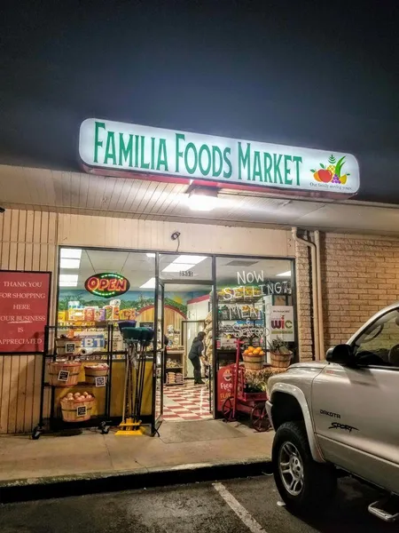 grocery stores Familia Foods Market