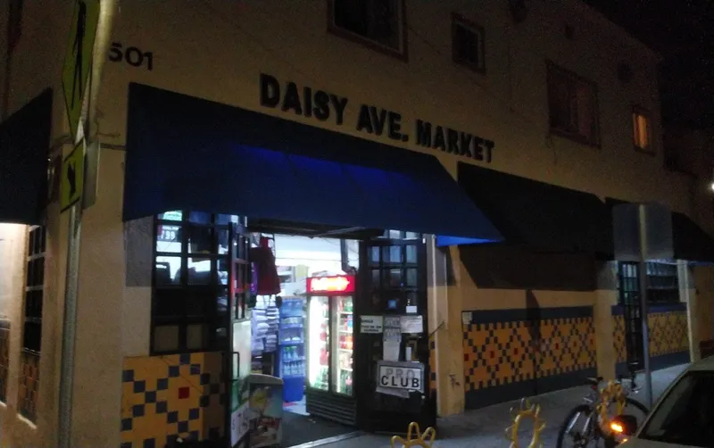 562 Daisy Market