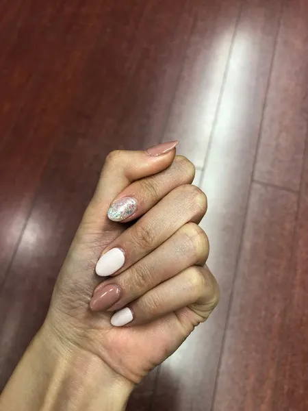 Nail Story