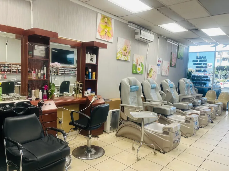 Dazzle Hair & Nail Spa