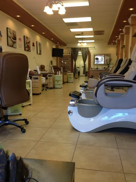 nail salons The Beauty Spot