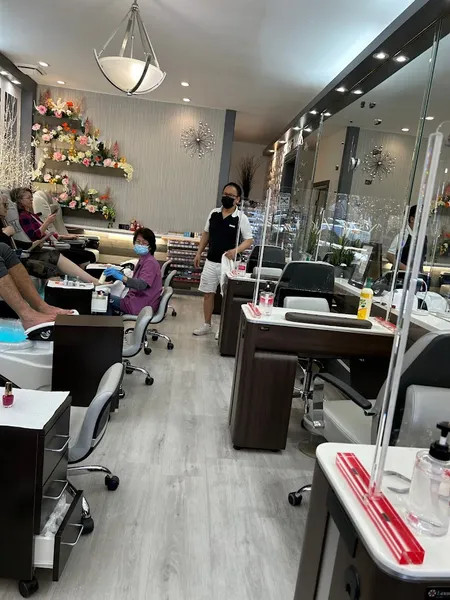 nail salons Salon Belle Linda