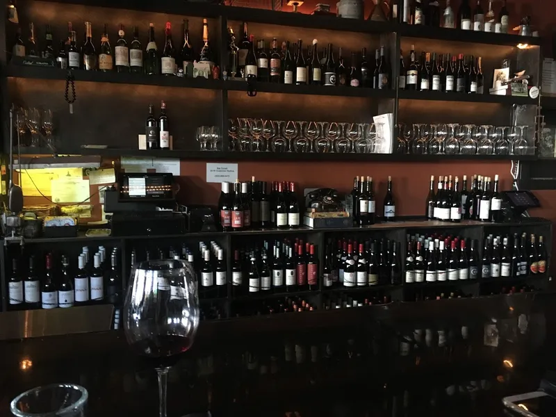 wine bars Covell