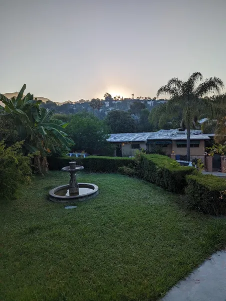 Mini Mansion in Hollywood Hills