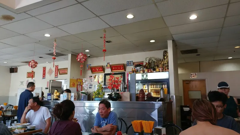 Nam Vang Restaurant